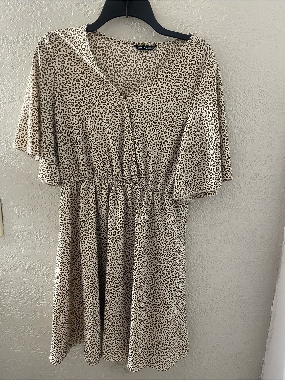 SHEIN Cream Leopard Print V-Neck Mini Dress Large